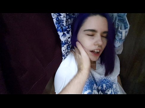 ❤️ Na maua lo'u tuafafine i totonu o le kapoti ma fesoasoani ia te ia e fa'ama ️ Pono ❌❤